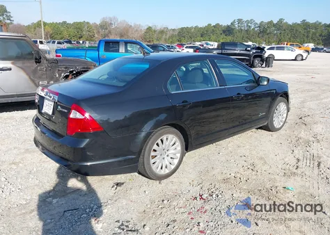 2010 Ford Fusion Hybrid z USA, uszkodzony, nr VIN 3FADP0L3XAR349189